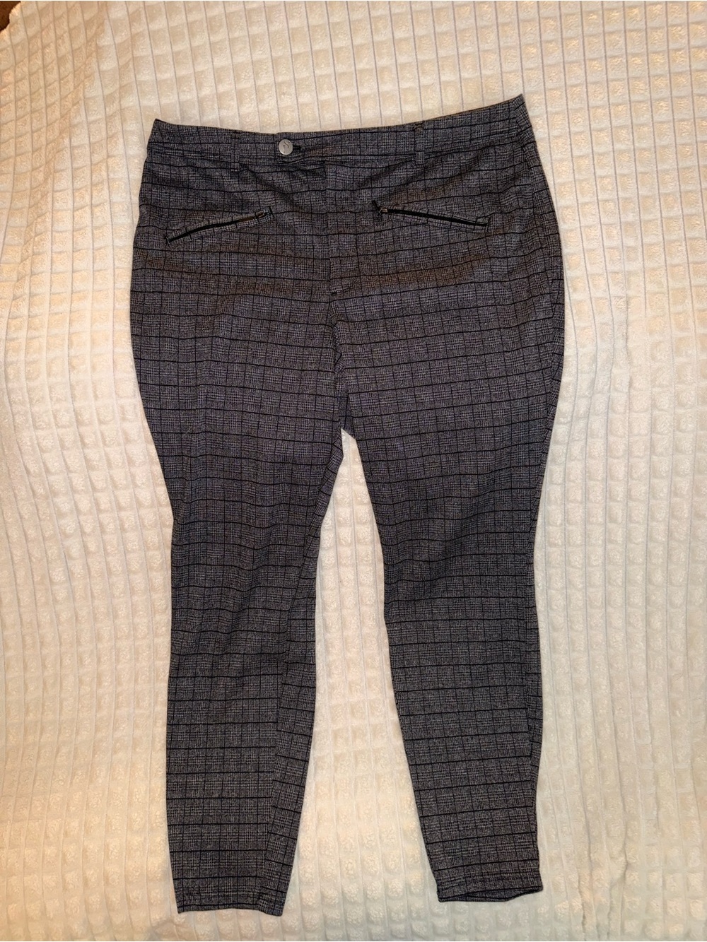 Simply Vera Vera Wang Skinny Black & Gray Windowpane Ponte Pants